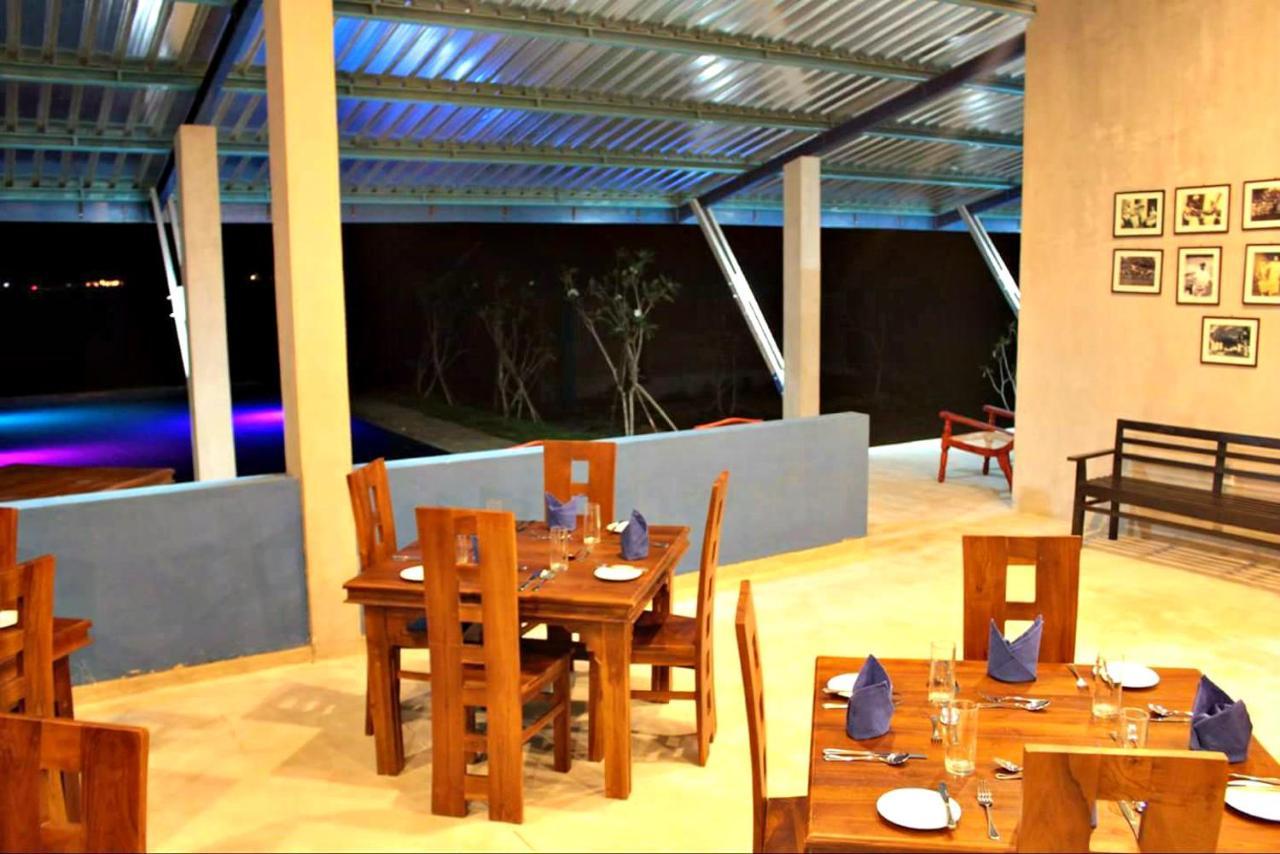 Hotel Birdwing Sigirîya Extérieur photo
